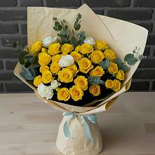 Букет цветов из:  Розы в Дубках Дагестан