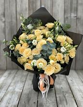 Букет цветов из:  Розы и Лизиантусы #REPLACE_PRED# Дубках Дагестан