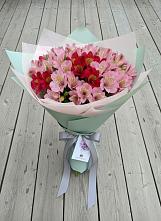Букет цветов из:  Альстромерии в Дубках Дагестан