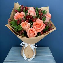 Букет цветов из:  Розы и Альстромерии в Дубках Дагестан