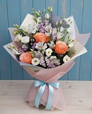 Букет цветов из:  Лизиантусы, Розы, Альстромерии и Гипсофила в Дубках Дагестан