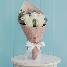 Букет цветов из:  Розы в Дубках Дагестан