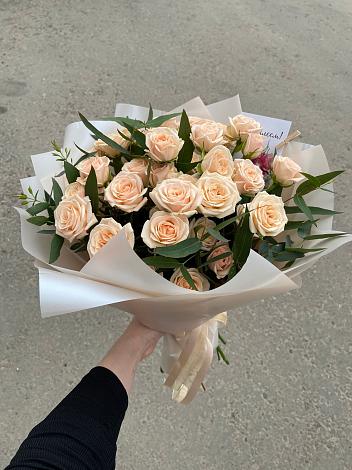 Букет Кремовые розы Латте в Дубках Дагестан