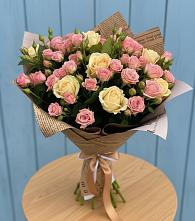 Букет цветов из:  Розы в Дубках Дагестан
