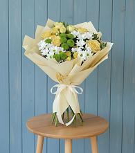 Букет цветов из:  Хризантемы и Розы в Дубках Дагестан