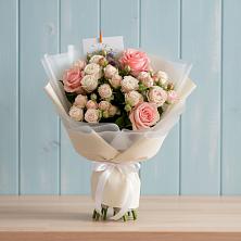 Букет цветов из:  Розы в Дубках Дагестан